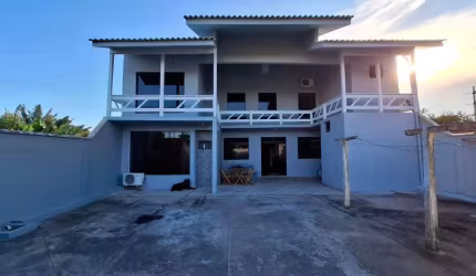 Casa com 3 quartos à venda em Portinho, Laguna  por R$ 579.000