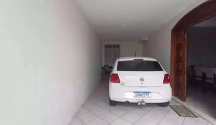 Casa com 4 quartos à venda na Vila Boa Vista, Barueri  por R$ 300.000