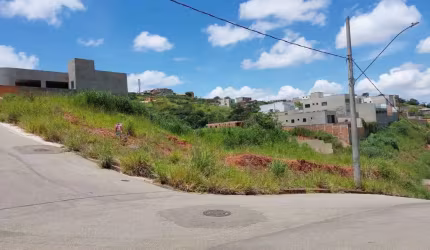Terreno à venda no São Damião, Vespasiano  por R$ 220.000