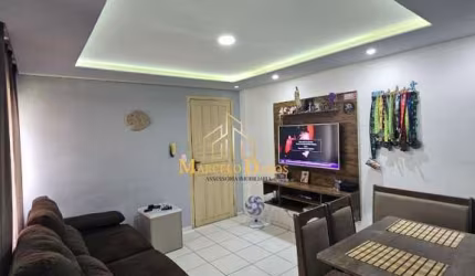 Apartamento com 2 quartos à venda na Rua Maria Paulina Pereira, 55, Ouro Fino, São José dos Pinhais, 48 m2 por R$ 210.000