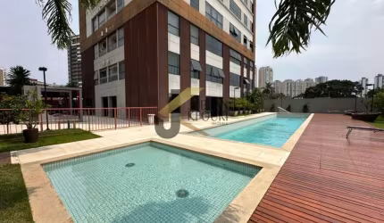 Apartamento para alugar no Cambuí - Campinas, com 2 quarto (1 suíte), lazer comum e 2 garagens.