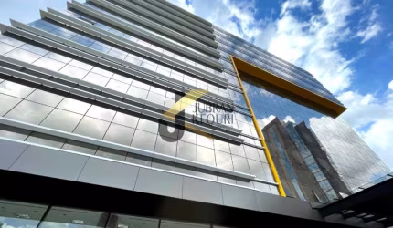 Lajes corporativas, conjuntos comerciais em Campinas, na avenida Norte-Sul, em ponto de máxima visibilidade, com o apoio de 3 subsolos e 294 vagas.