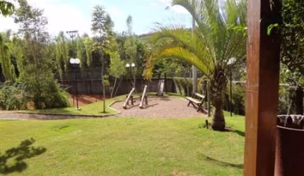 Lote à venda em condomínio, Sousas -Campinas, com 1.127 m² e vista definitiva.