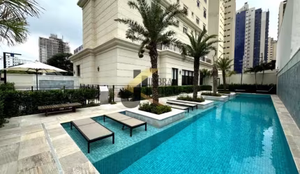 Apartamento de altíssimo padrão à venda no Cambuí - Campinas, 3 suítes e 4 garagens no subsolo.