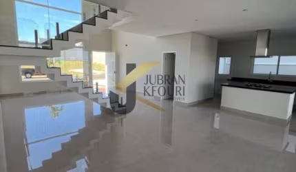 Casa à venda em condomínio - Indaiatuba, com 3 suítes, espaço gourmet e piscina