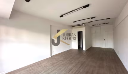 Conjunto comercial para aluguel em Campinas, no eixo Centro/Cambuí, com 35 m² e garagem no subsolo.
