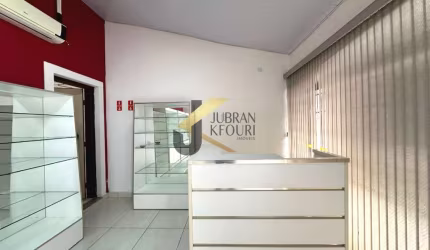 Casa comercial para aluguel próxima do Shopping Iguatemi - Campinas, com estrutura completa e amplo estacionamento.