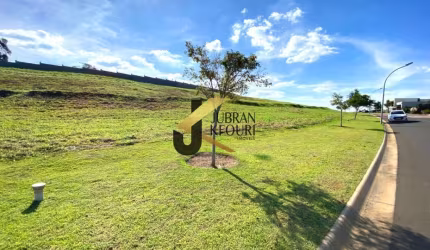 Terreno em condomínio à venda em Sousas -Campinas, com 1.430 m2 e lazer completo