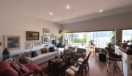Casa á venda em condomínio na região do Gramado - Campinas, com 4 suítes, lazer privativo e garagem para 4 carros.
