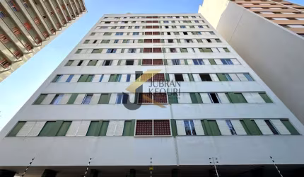 Apartamento á venda no Centro - Campinas, com 3 quartos, sala, cozinha e 2 banheiros.