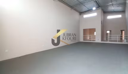 Barracão para aluguel no Botafogo - Campinas, com sala, e vaga de garagem.