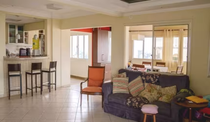 Cobertura triplex à venda no Jardim das Paineiras - Campinas, com 3 dormitórios (1suíte) e 3 garagens.