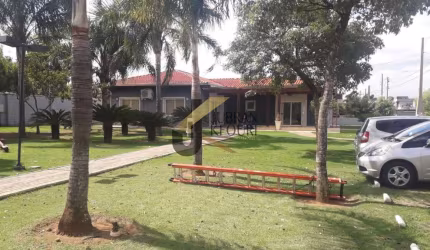 Terreno à Venda, no Condomínio Campos do Conde II, João Aranha, Paulínia-SP.  Com 300,00 m² de terreno. Lazer: salão de festas, quadra de tênis.