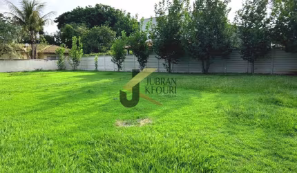 Chácara em condomínio  à venda em Jaguariúna - SP, com 3.956 m².