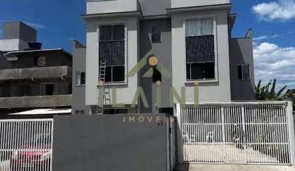 Apartamento á venda semi-mobiliado com 2 dormitórios sendo 1 suíte em Camboriú SC