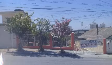 Terreno de 300m² no bairro Estreito