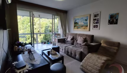 Apartamento de 3 dorms no bairro Agronômica
