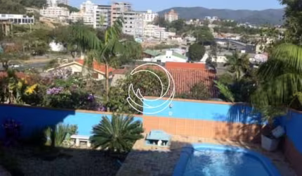Terreno de 672m² no bairro João Paulo