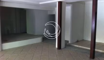Casa Comercial de 160.65m² no bairro Centro