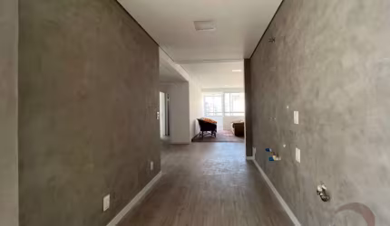 Apartamento de 3 dorms no bairro Centro