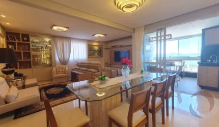 Apartamento de 3 dorms no bairro Campinas