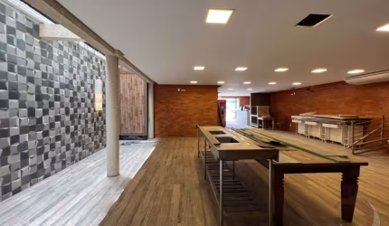 Casa comercial com 464,00m²