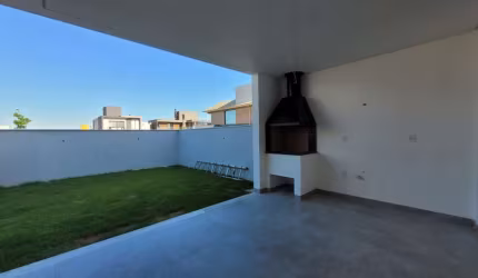 Ótima casa com 3 quartos no bairro Campeche