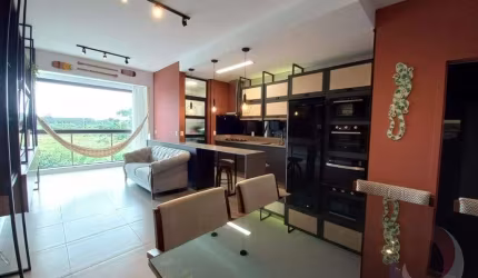Apartamento de 2 dorms no bairro Campeche