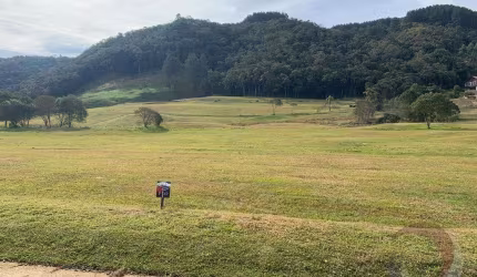 Terreno de 1000m² no bairro Invernadinha