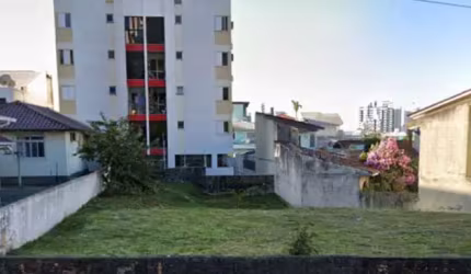 Terreno à venda na Rua Santa Rita de Cássia, --, Capoeiras, Florianópolis por R$ 1.390.000