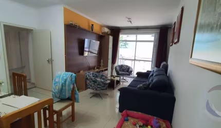 Apartamento de 3 dorms no bairro Balneário