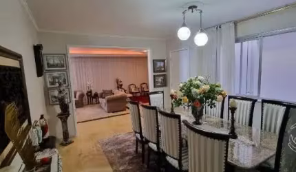 Cobertura Duplex de 5 quartos no Centro de Florianópolis.