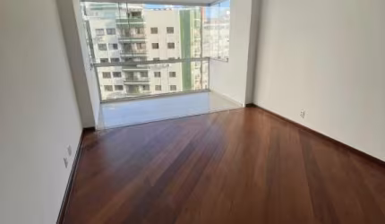 Cobertura de 3 dorms no bairro Agronômica