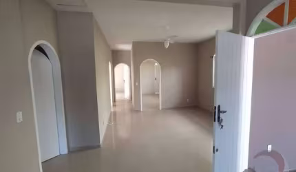 Casa Residencial de 3 dorms no bairro Jardim Atlântico