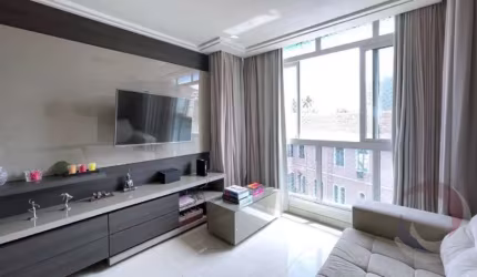 Apartamento de 3 dorms no bairro Centro