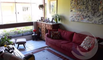 Duplex de 3 dorms no bairro Lagoa Da Conceição
