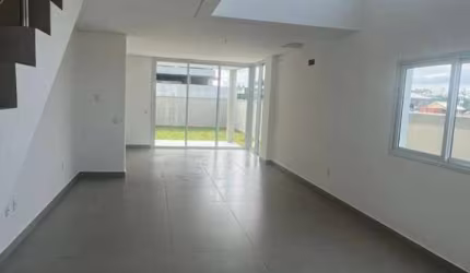 Casa Residencial de 3 dorms no bairro Campeche