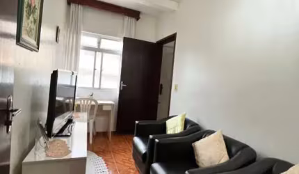 Casa Residencial de 4 dorms no bairro Estreito