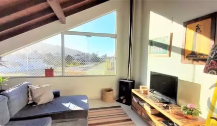 Casa Residencial de 3 quartos no bairro Açores