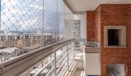 Apartamento de 2 dorms no bairro Abraão