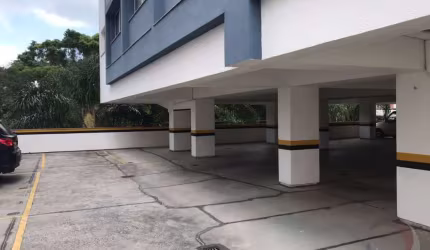 Box Garagem de 12m² no bairro Trindade