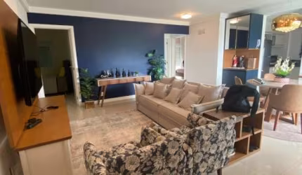 Apartamento de 3 dorms no bairro Centro