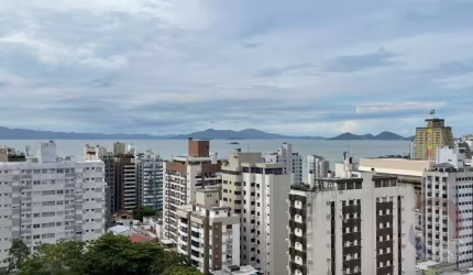 Duplex de 2 dorms no bairro Centro