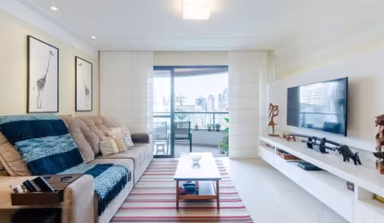 Apartamento com 4 quartos sendo 2 suítes no Centro