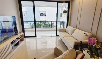 Apartamento de 3 dorms no bairro Agronômica