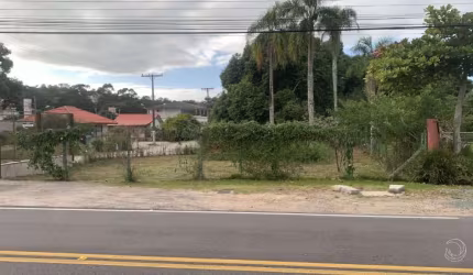 Terreno de 4129m² no bairro Lagoa Da Conceição
