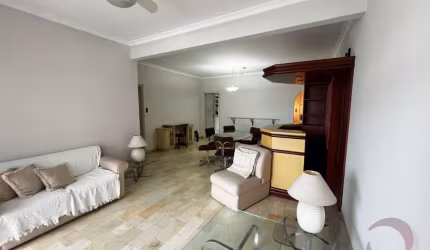 Apartamento de 3 dorms no bairro Centro