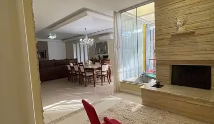 Cobertura de 3 dorms no bairro Estreito