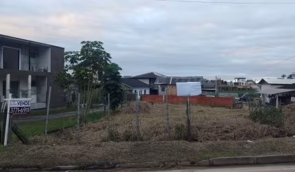 Terreno de 360.94m² no bairro Pedra Branca