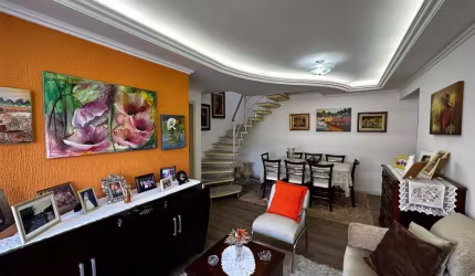 Duplex de 3 dorms no bairro Córrego Grande